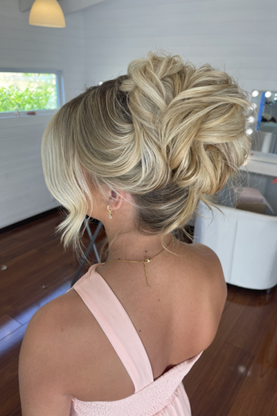 bridal hair masterclass at tiffany frances salon gravesend bridal hair masterclass at tiffany frances salon gravesend