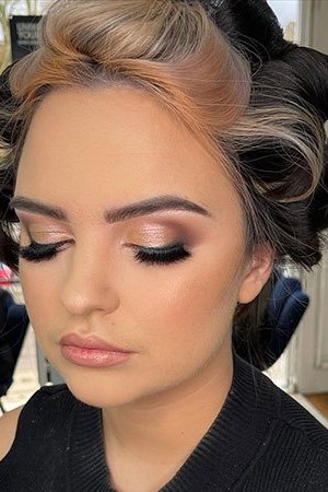 hair-and-make-up-experts-near-me