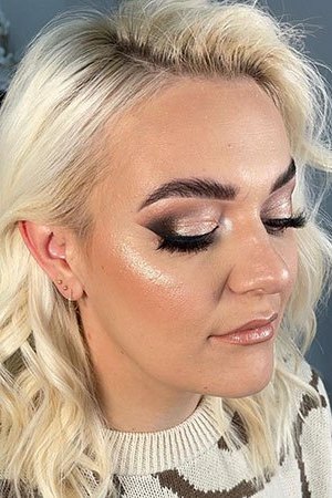 the-best-make-up-salon-in-Gravesend